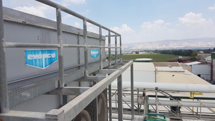 בתמונה: מעבים מאיידים.